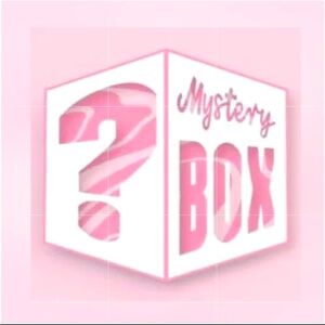 Mystery Box 10 NWT Items🏝️☀️
🎀Sz Small items
🎀Hawai’i theme
🎀Helps postflood HI